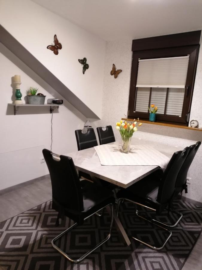 Ferienwohnung Schmitz Anschau ภายนอก รูปภาพ