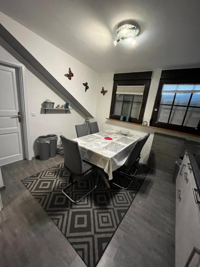 Ferienwohnung Schmitz Anschau ภายนอก รูปภาพ