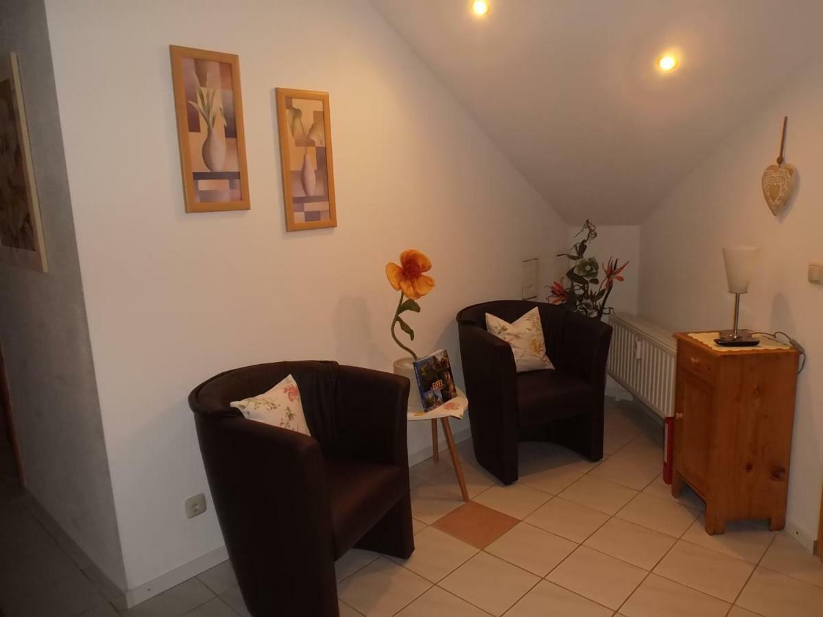 Ferienwohnung Schmitz Anschau ภายนอก รูปภาพ